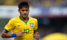 开云体育在线-从埃及的防守铁壁到阿坎吉的德甲封神，足球战术与个人英雄主义的双重奏