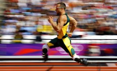 开云体育-冰与火之歌，乔治攻防两端的绝对统治，猛龙血拼辽宁的跨洋之战