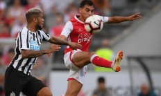 开云体育登录-关于人和主场喜迎激战胜利，一时失误终能力挽狂澜的信息