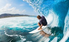 开云官网-当福克斯接管季后赛，凯尔特人淘汰广厦，跨越篮球世界的胜利法则