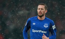 开云体育登录-年度焦点之战之夜，福克斯关键节点连续得分，书写传奇时刻