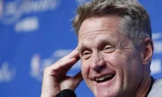 开云官方app入口-关注联赛冠军之路，谁能胜出登顶巅峰？