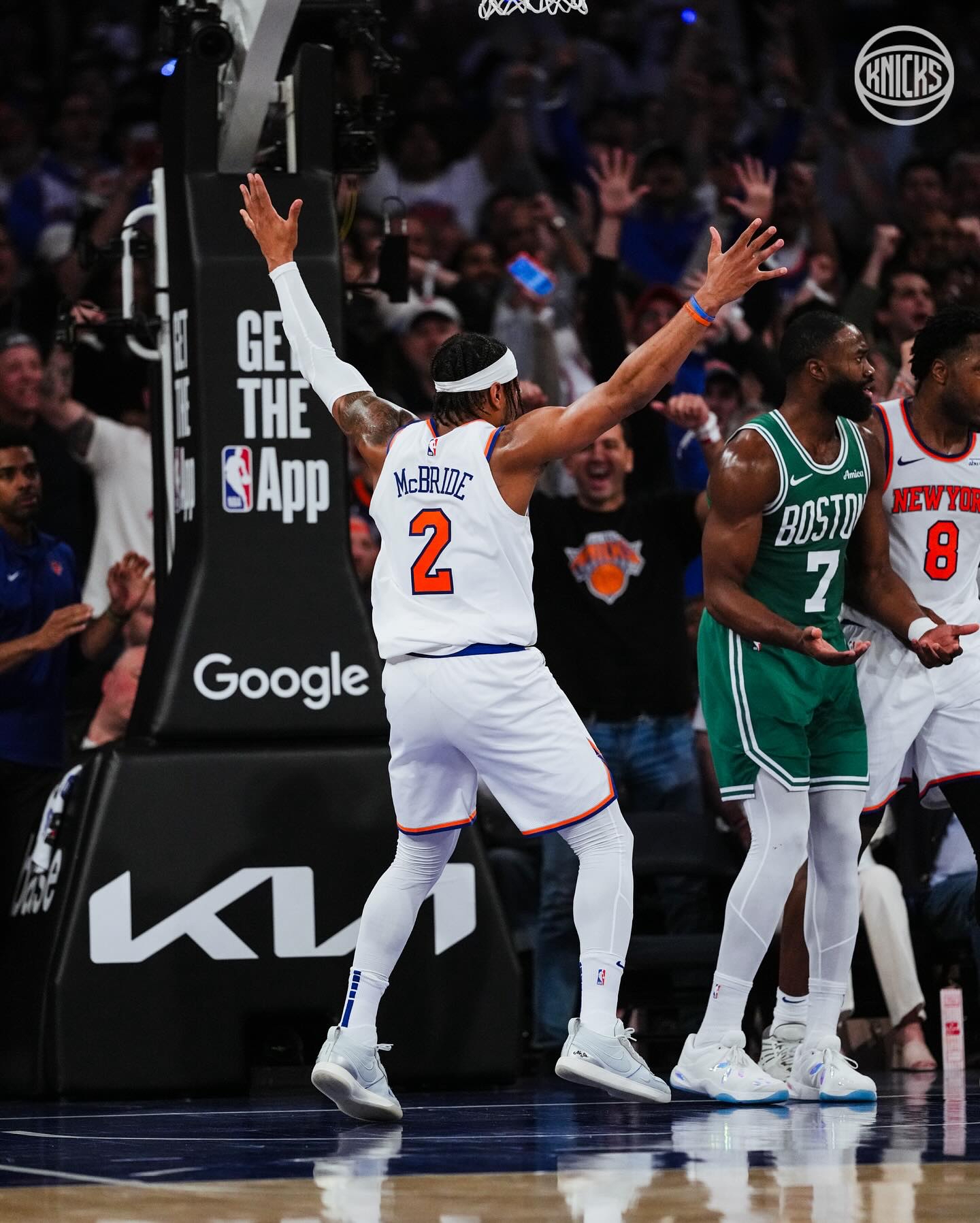 关于尼克斯客场翻盘，逆转取胜获得热身赛的信息