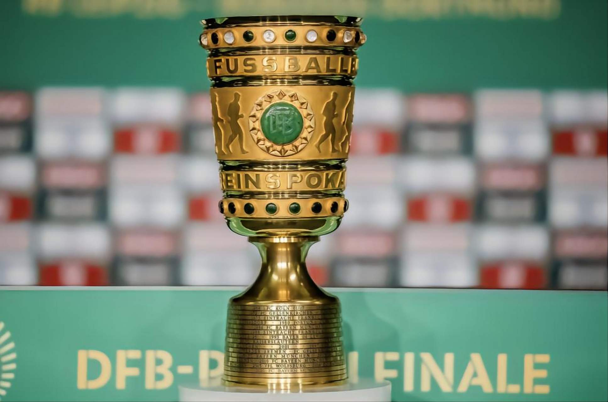 德国足球冠军联赛开幕典礼华丽呈现，体育盛事的简单介绍