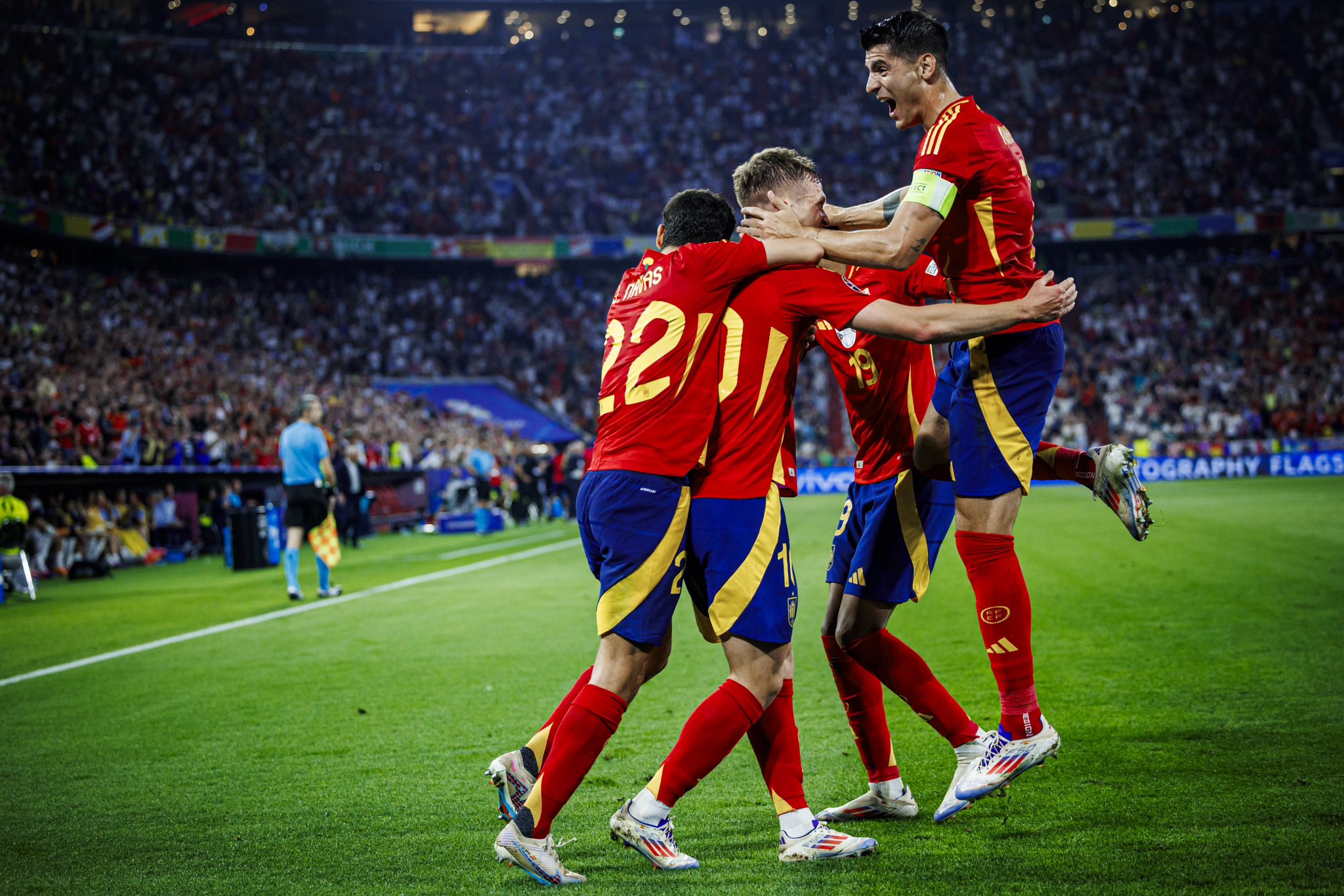 欧洲预选赛强队备战拉开序幕，各路强队实力PK的简单介绍